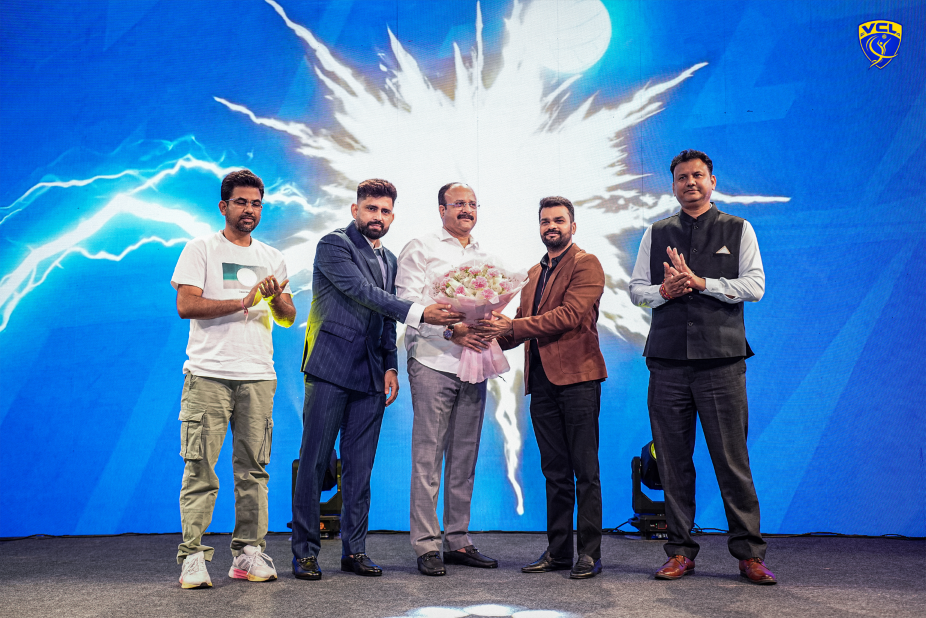 VCL launch event moment